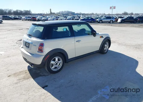 2009 Mini Cooper из США, поврежденный, VIN WMWMF33539TW72670